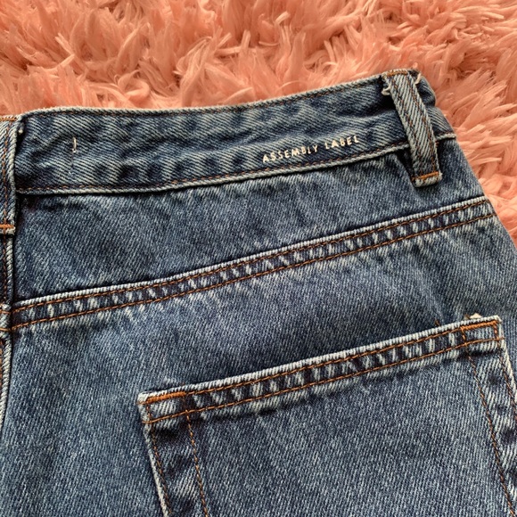 Assembly Label rolled hem shorts in vintage blue - Picture 4 of 8